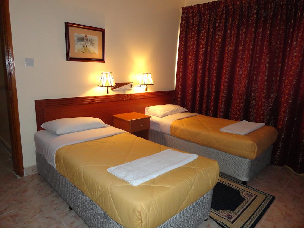 Lavender Hotel Apartments Dubai Room photo